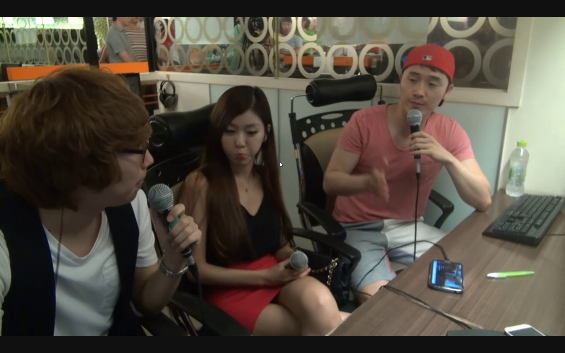 원본 크기로 보시려면 그림을 클릭하세요.